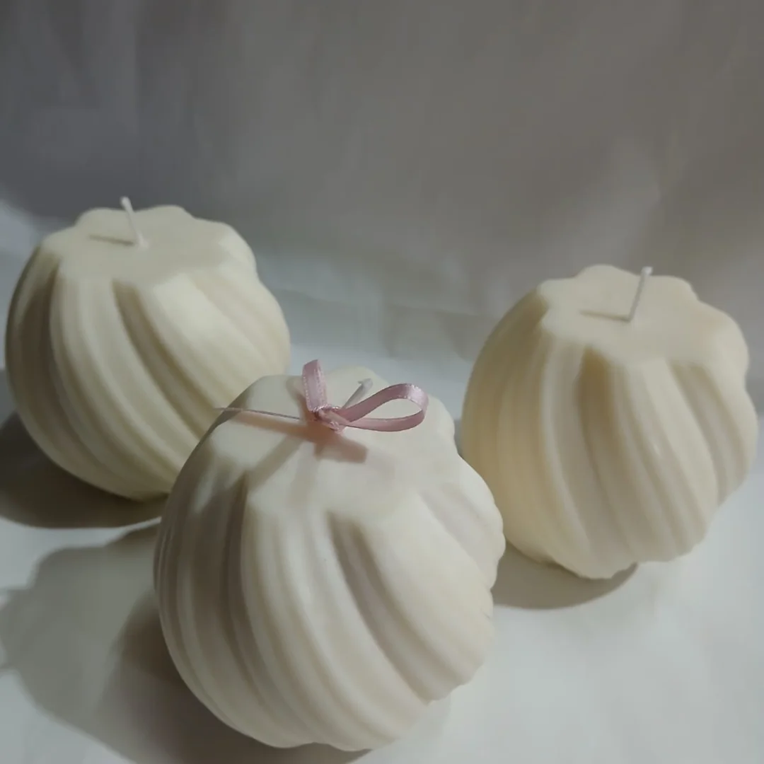 Velas de soja artesanales con detalle en cinta